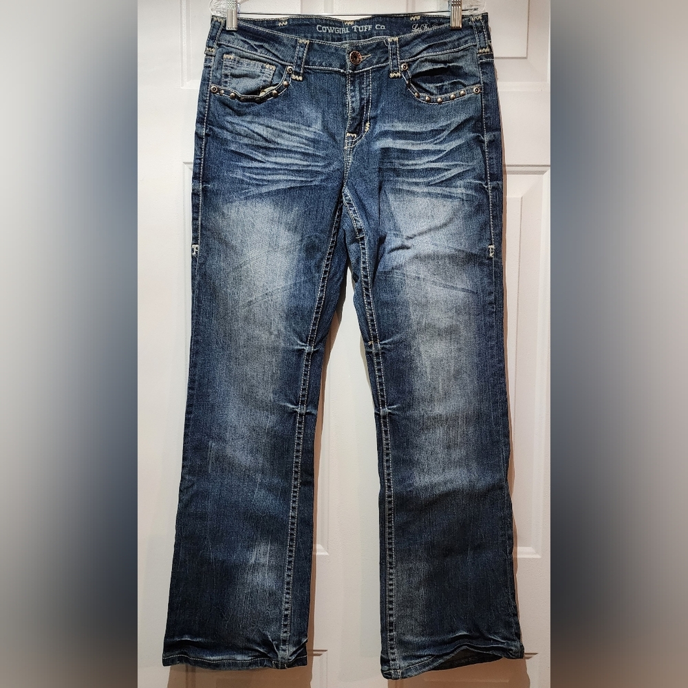 Cowgirl Tuff Women's Denim Blue Jeans 31x31 Boot Cut - "Let Er Buck"